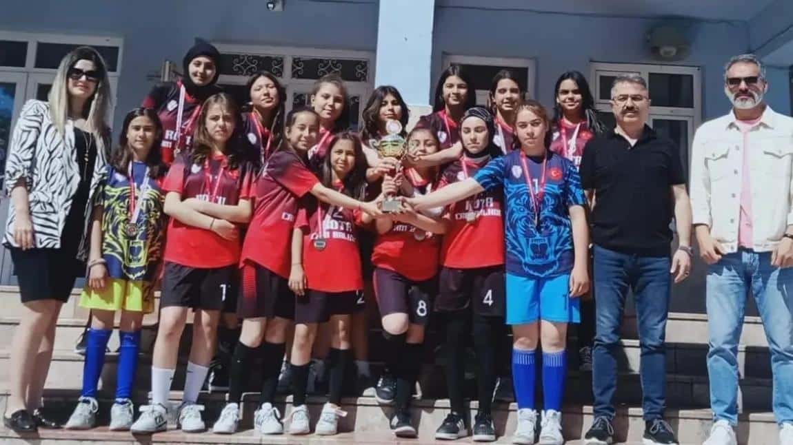 Okulumuz Futsal Takımı Bölge Şampiyonu 